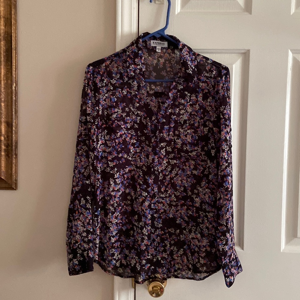 Express portofino blouse flowers mixed colors. Hardly worn